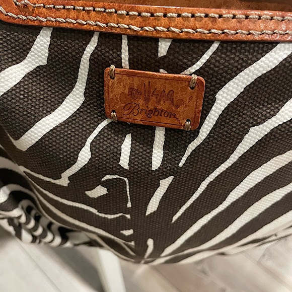 Vena Brighton Handbag Zebra Design - Picture 3 of 5
